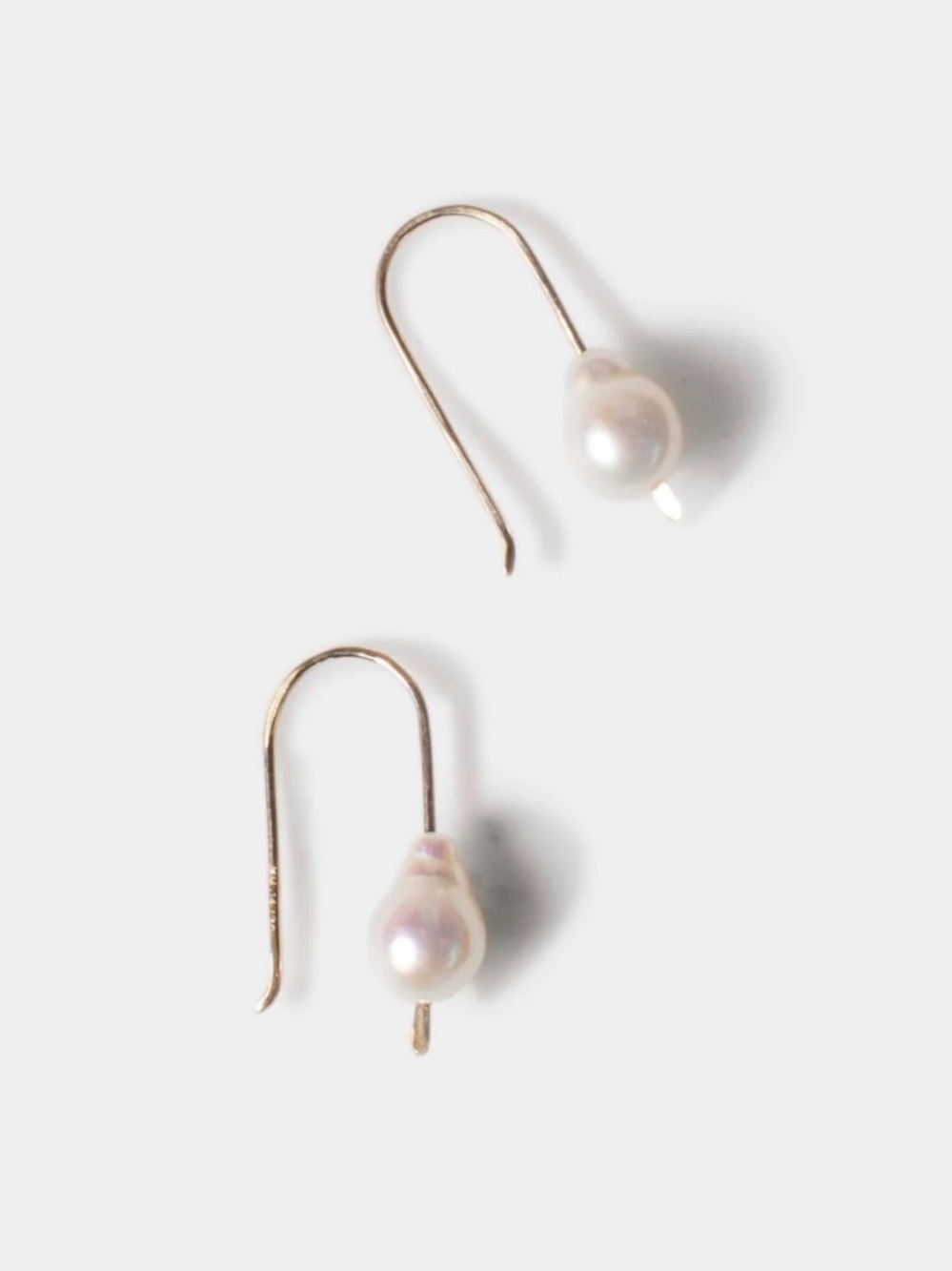 Mary Macgill petite baroque pearl drop earrings